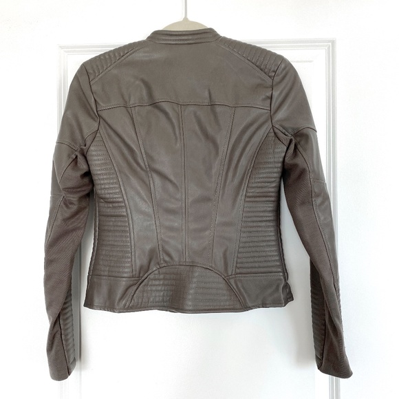 Fake leather jacket - Picture 2 of 5